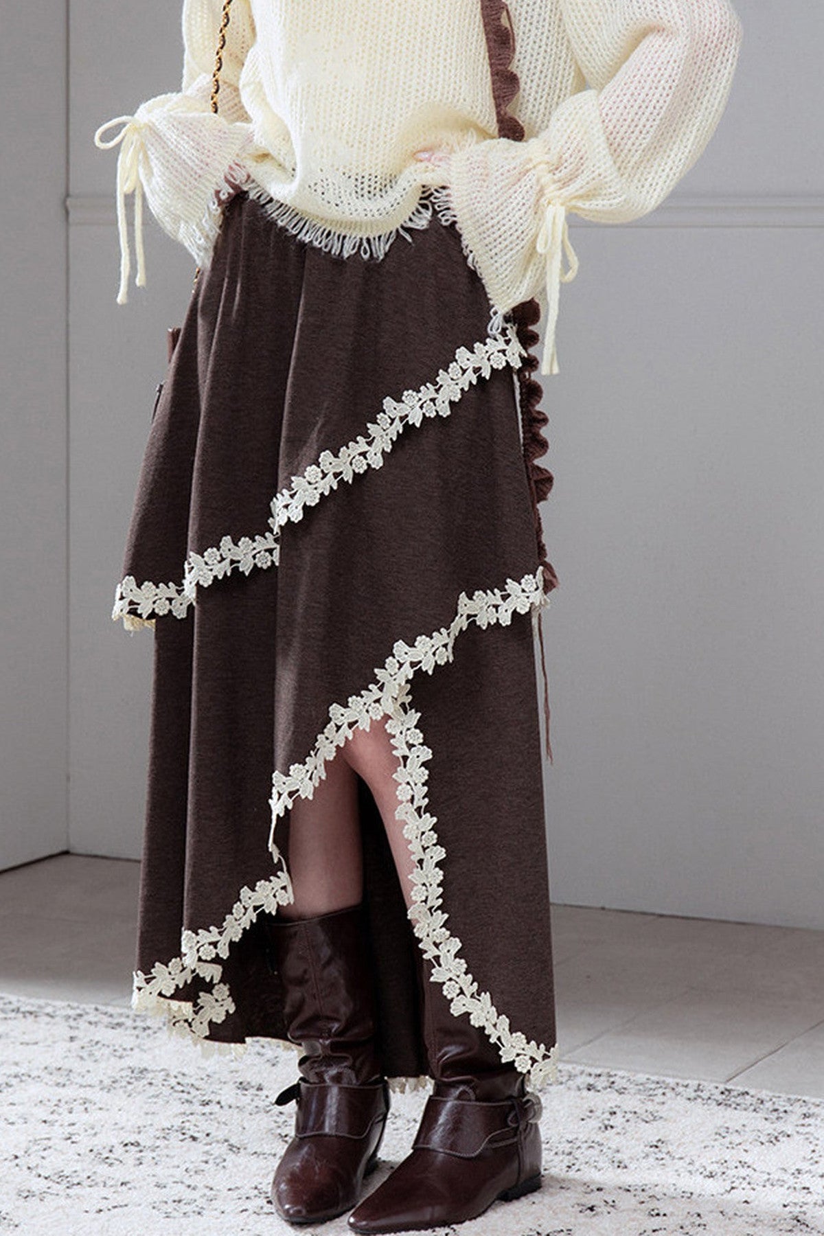 Vintage Irregular Lace Trim Skirt
