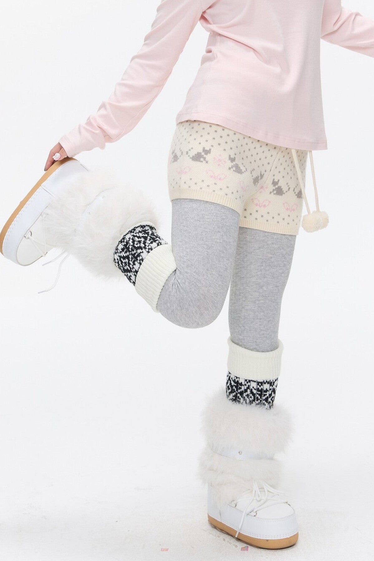 High-Waisted Snowflake Polka Dot Shorts