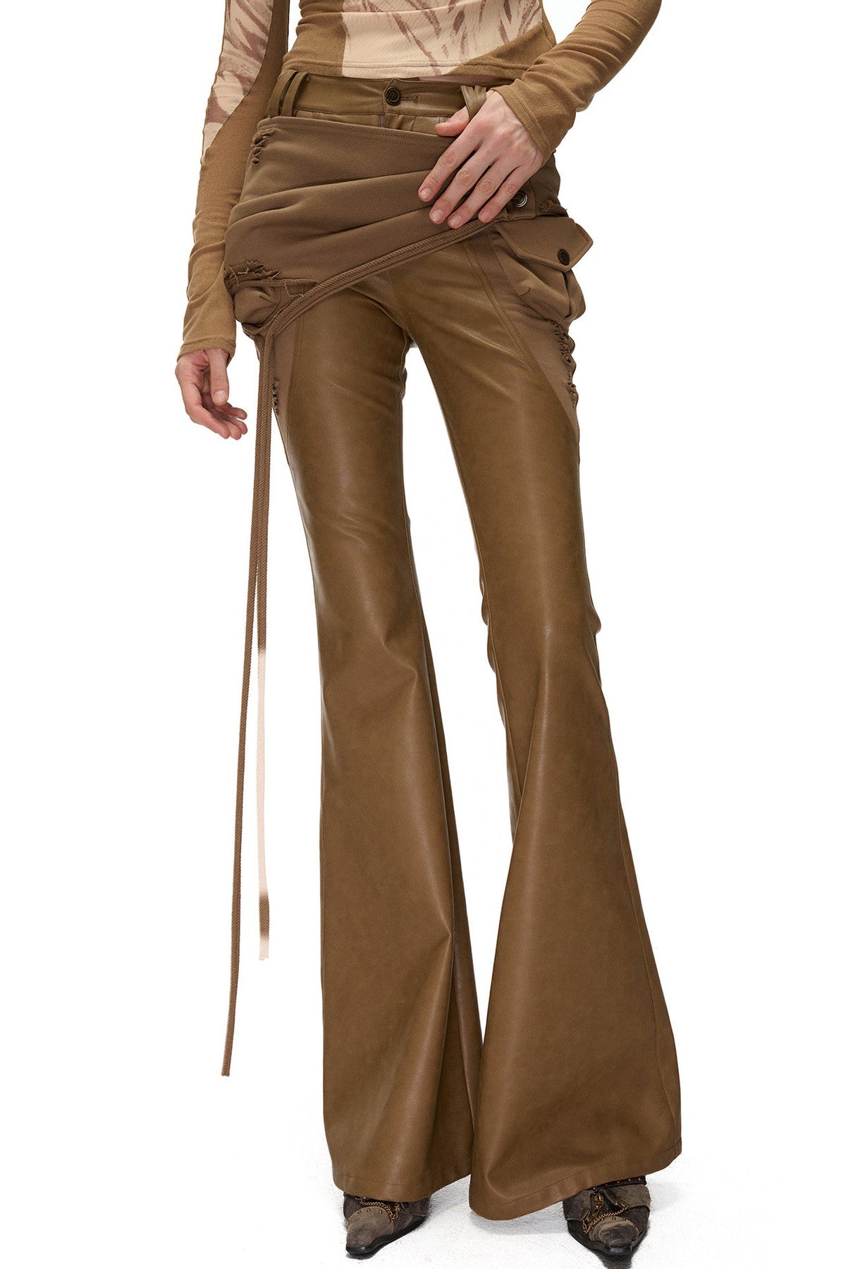 Bootcut-Hose aus PU-Leder mit abnehmbarem Patchwork