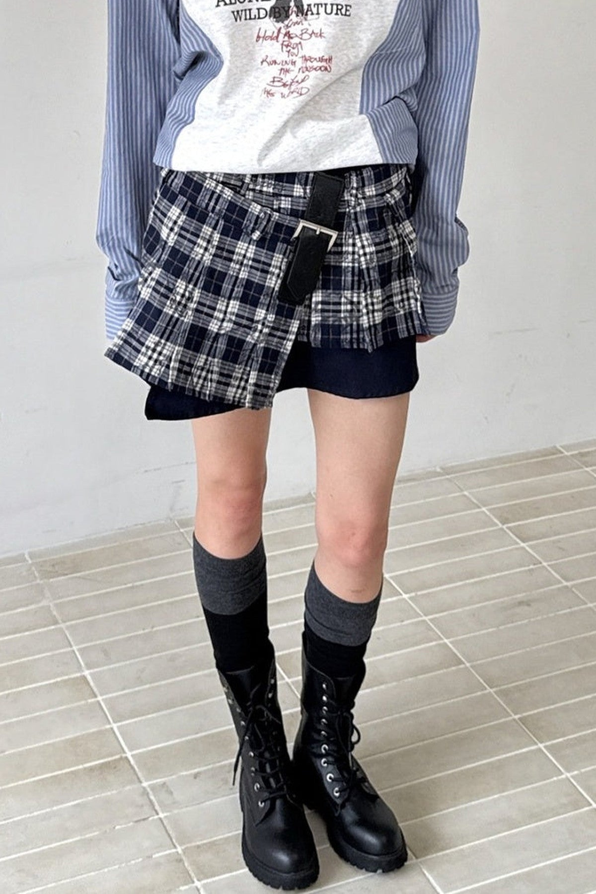 Asymmetrical Pleated Plaid Graffiti Skirt