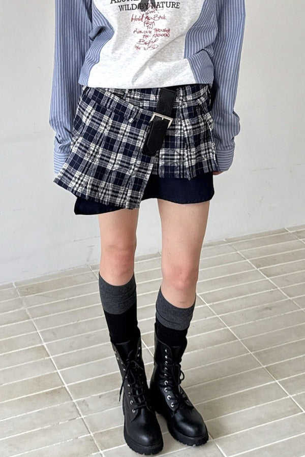 Asymmetrical Pleated Plaid Graffiti Skirt