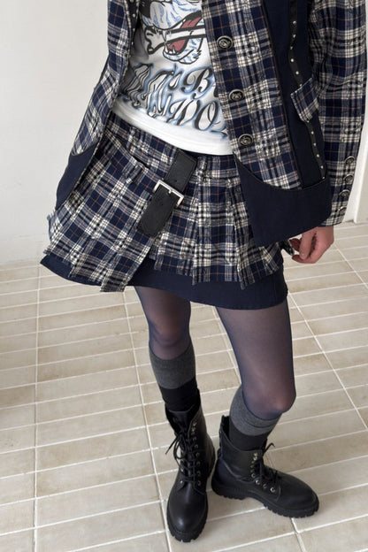 Asymmetrical Pleated Plaid Graffiti Skirt