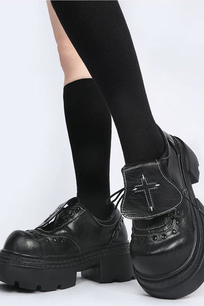 Thick-Soled Leather Shoes With Cross Flap