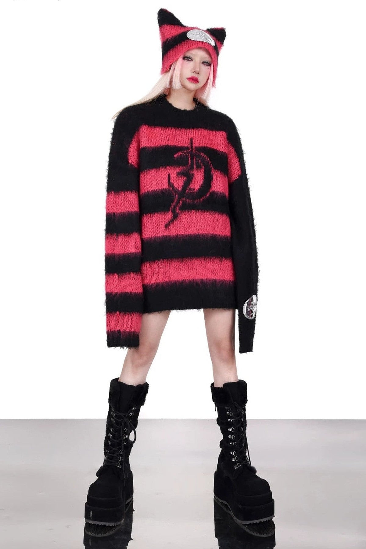 Loose Black Pink Stripe Knit Tops