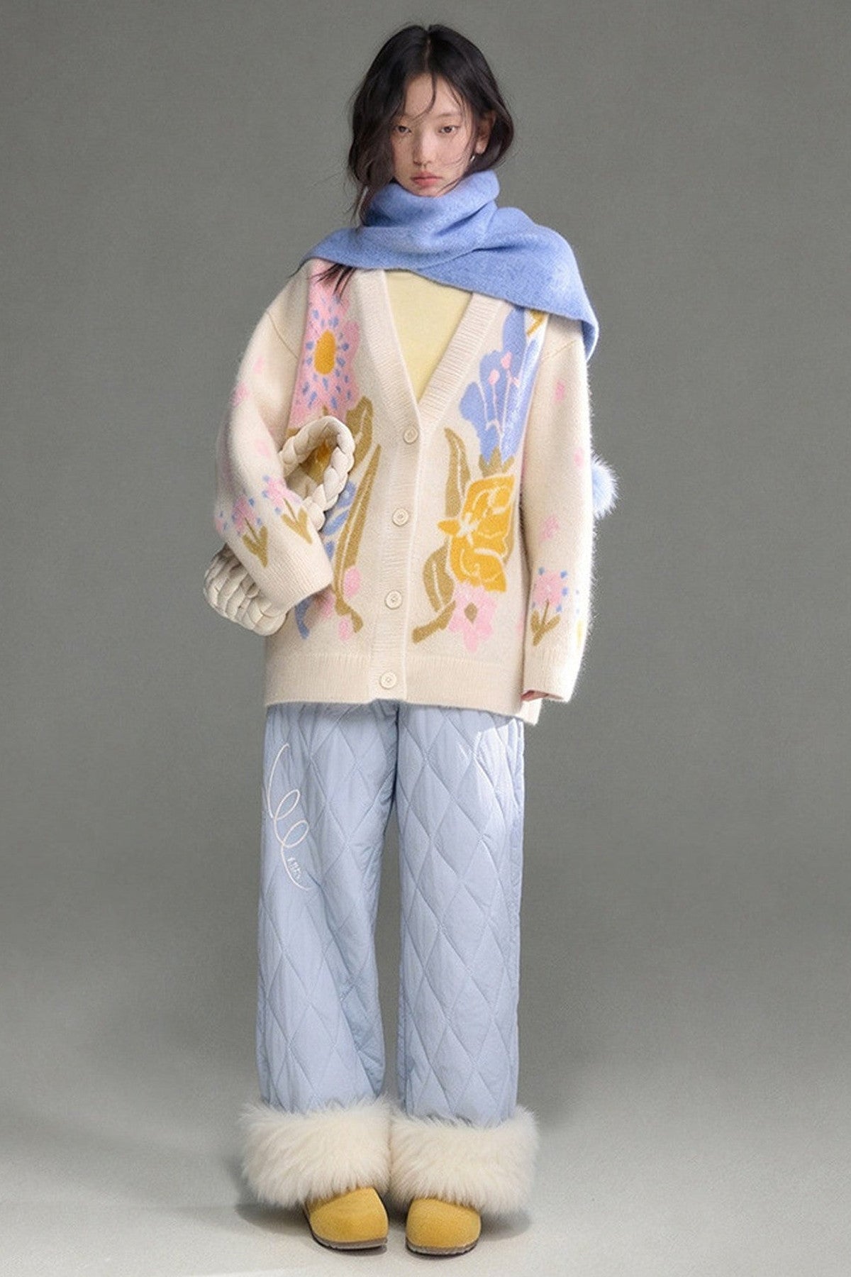 Star Embroidery Quilted Wide-Leg Pants