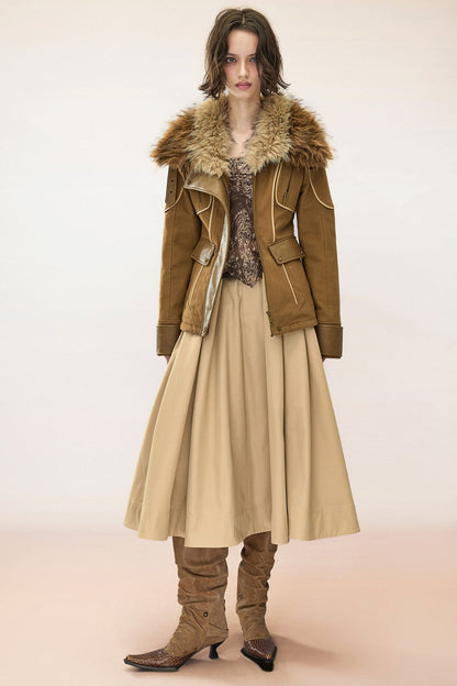 Gesteppte Baumwolljacke im Patchwork-Stil mit Lederapplikation