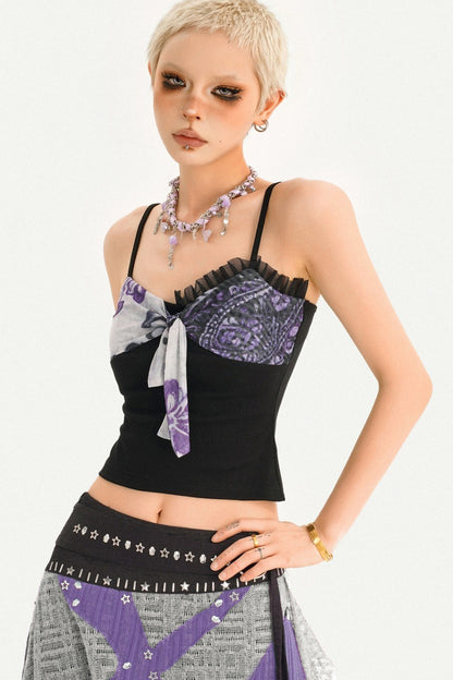 Set aus Camisole mit Schleifenprint und Strickrock