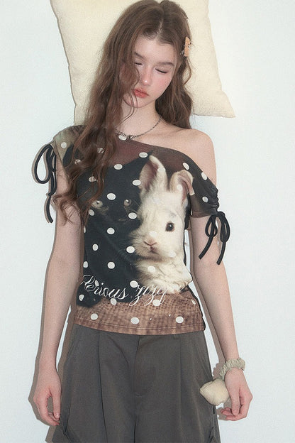 Off-Shoulder-Oberteil mit Kaninchenprint und Bindeband