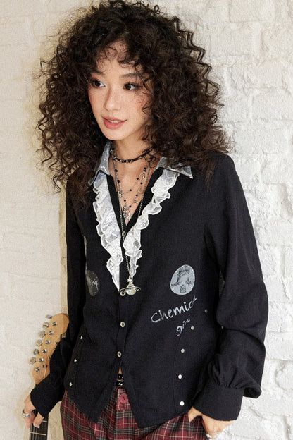 Bluse mit Spitzen- und Blumen-Patchwork