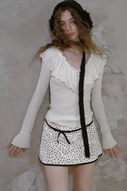 Sassy Moody Floral V-Neck Knitted Sweater