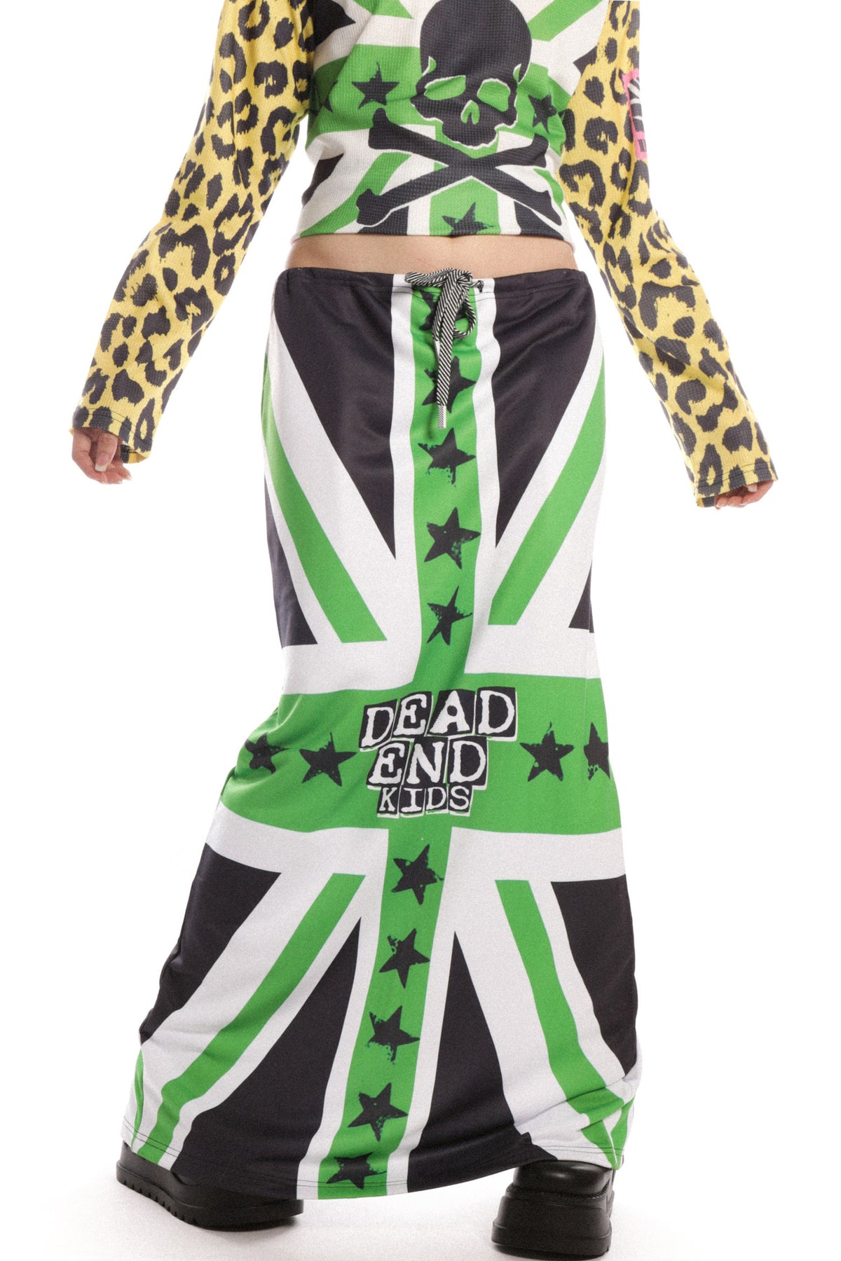 Bodenlanger Rock mit Punkrock-Print