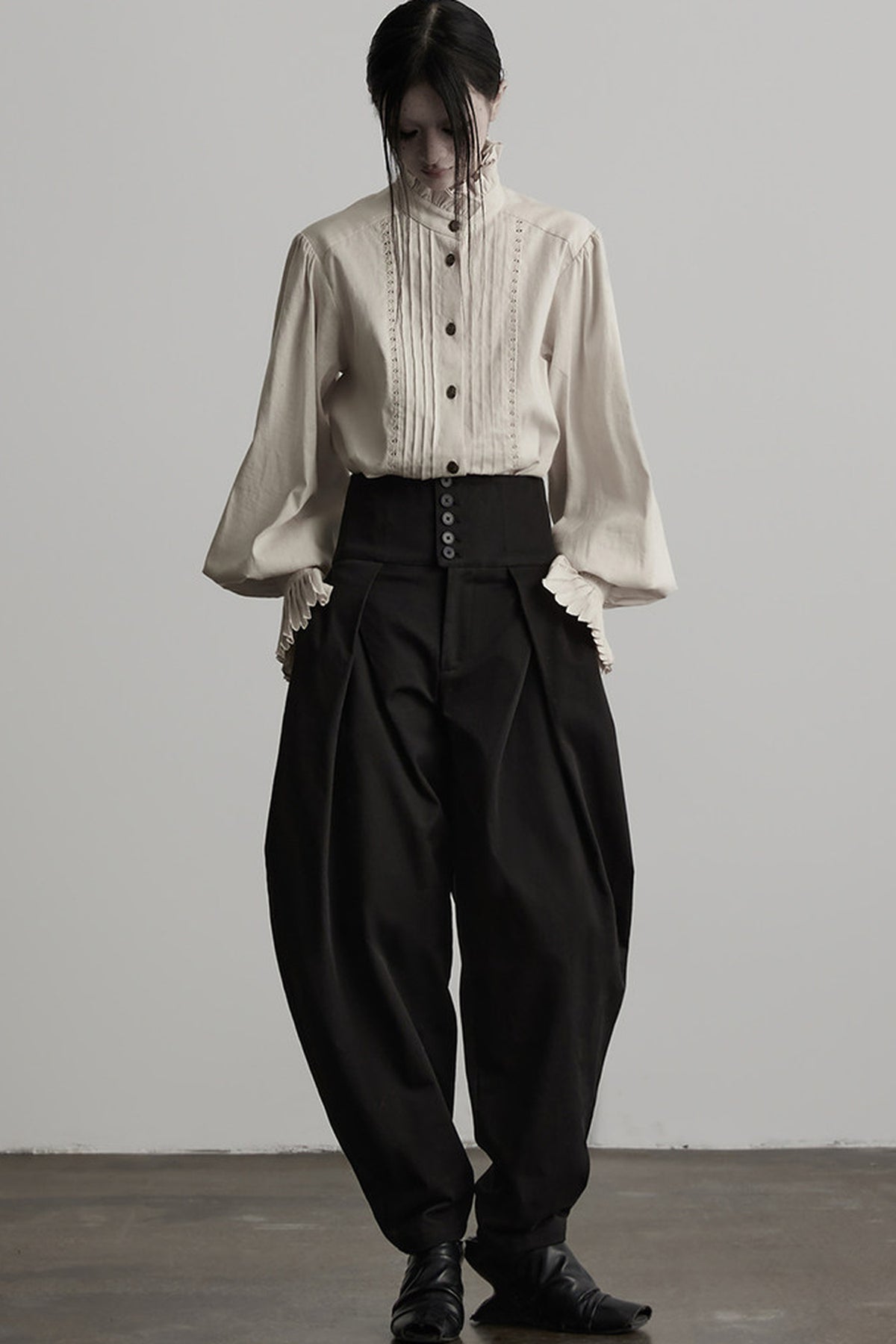 Pleated Cotton Linen Stand-Up Collar Shirt