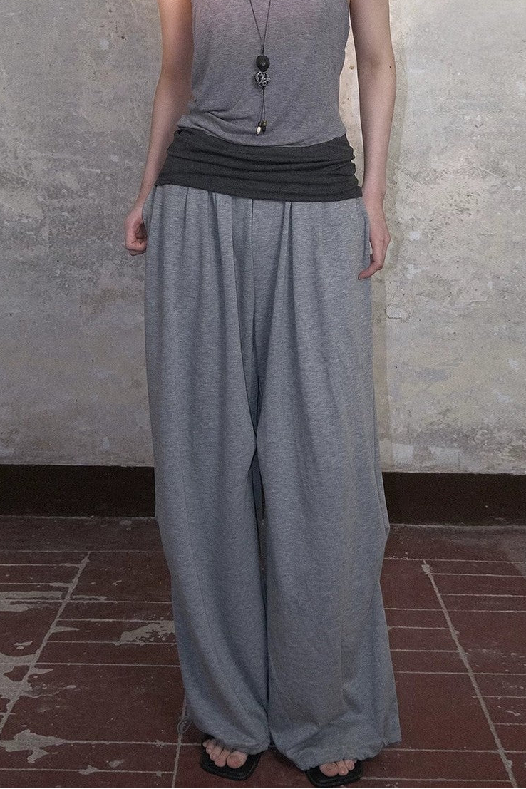 Gray Wide-Leg Pleated Knit Sweatpants
