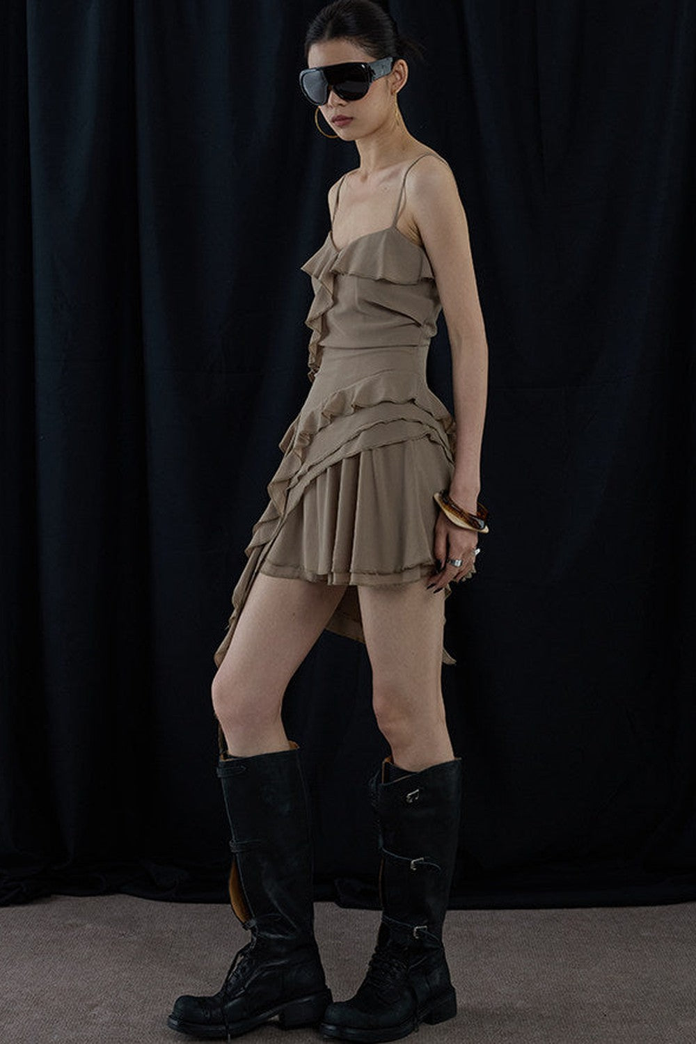 Romantisches Retro-Set mit asymmetrischem Rock