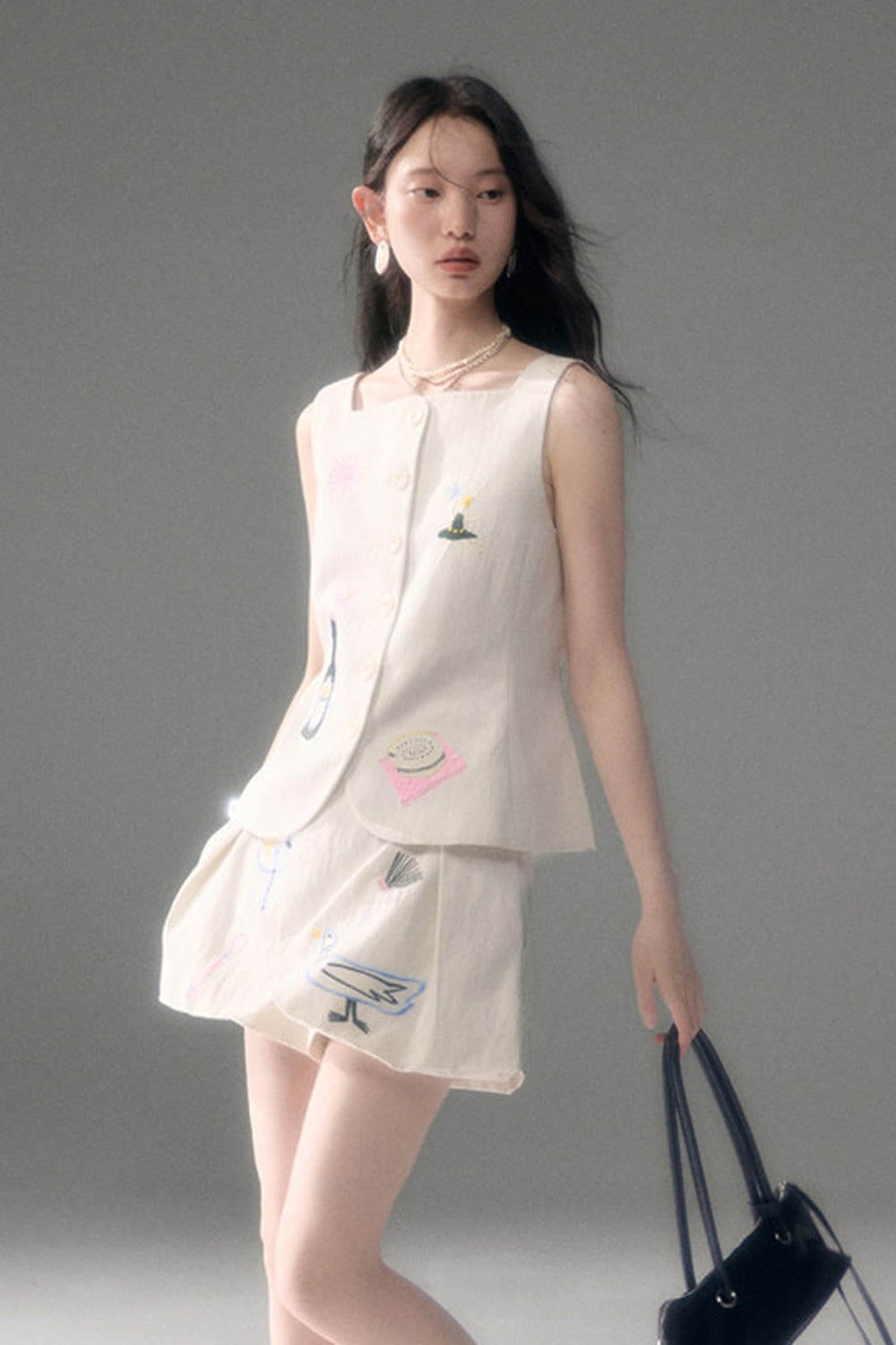 Ear Detail Tencel Cotton Embroidered Vest and Shorts Set-Up