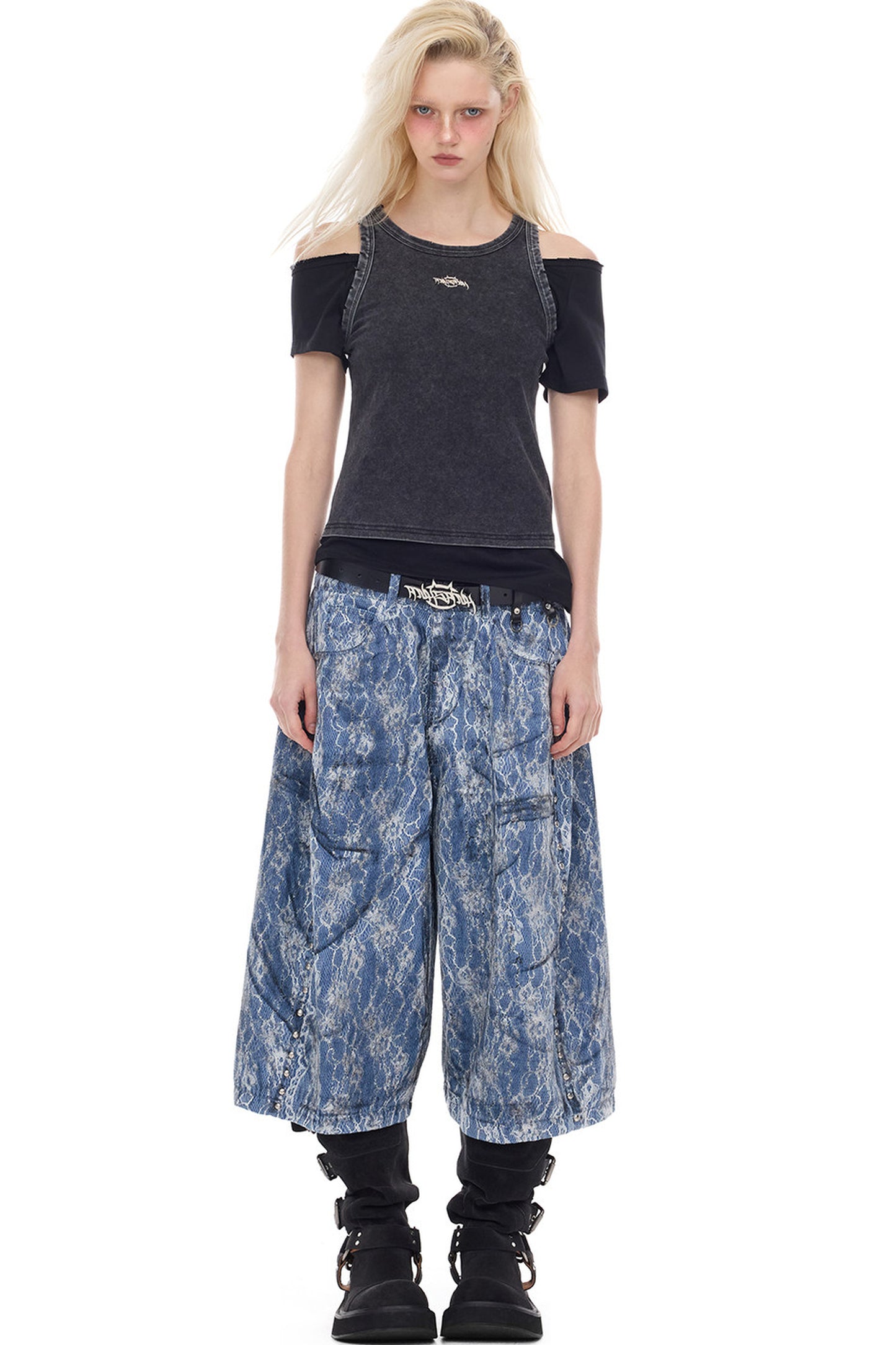 Asymmetrisches Oberteil mit Punk-Druck