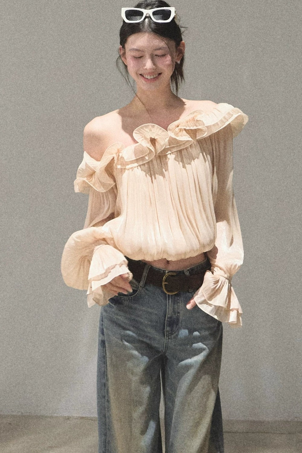 One-Shoulder Ruffle Lantern Sleeve Blouse