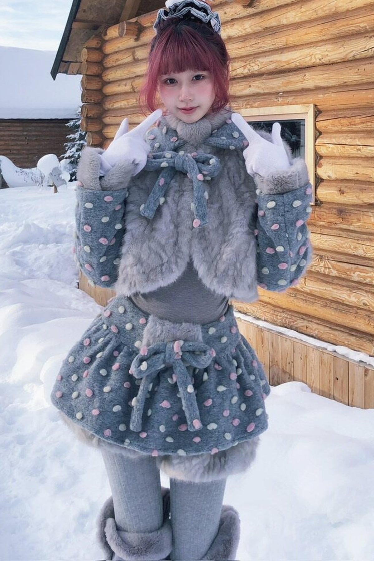Vintage-Style Fur Patchwork Polka Dot Gray and Pink Set-Up