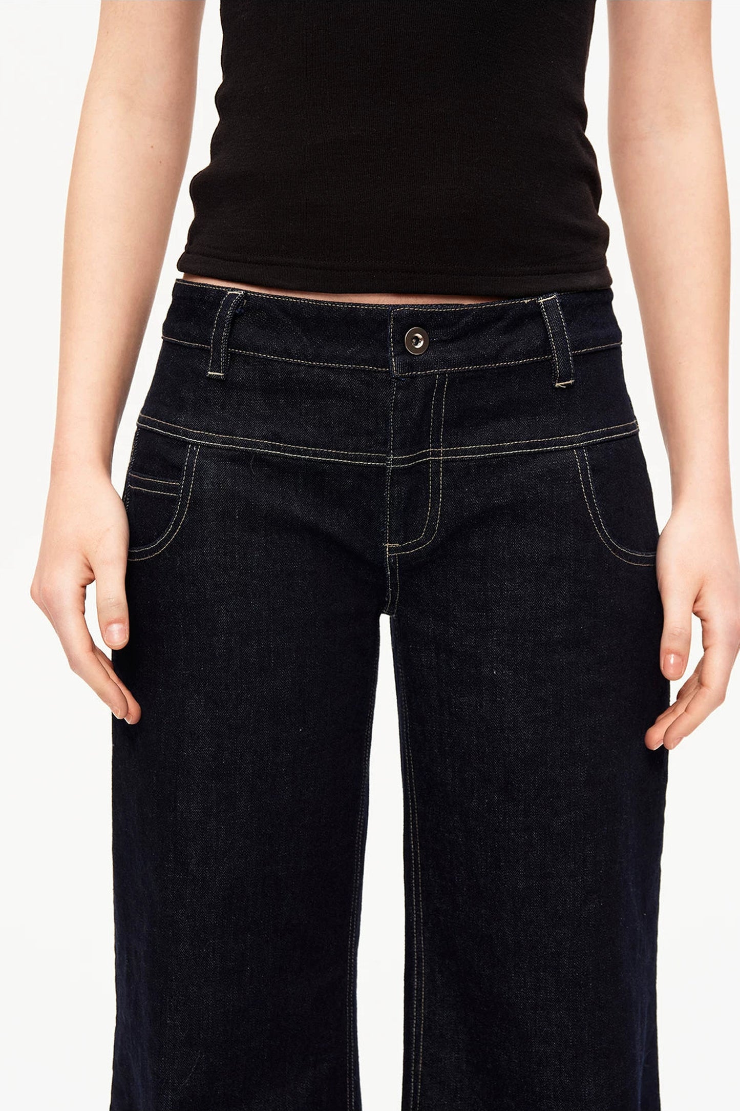 A Pose Retro Flared Jeans