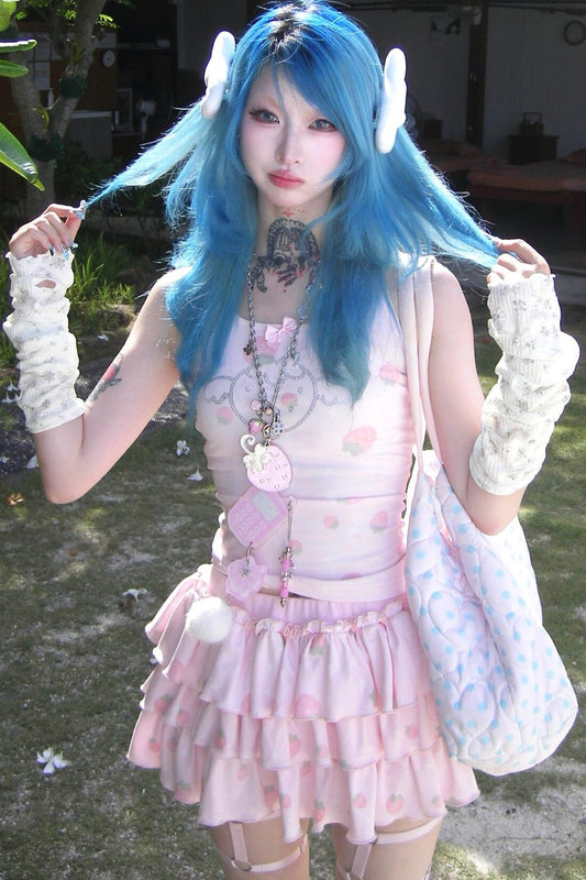 Strawberry Rhinestone Camisole and Cake Skirt Outerwear Set-Up