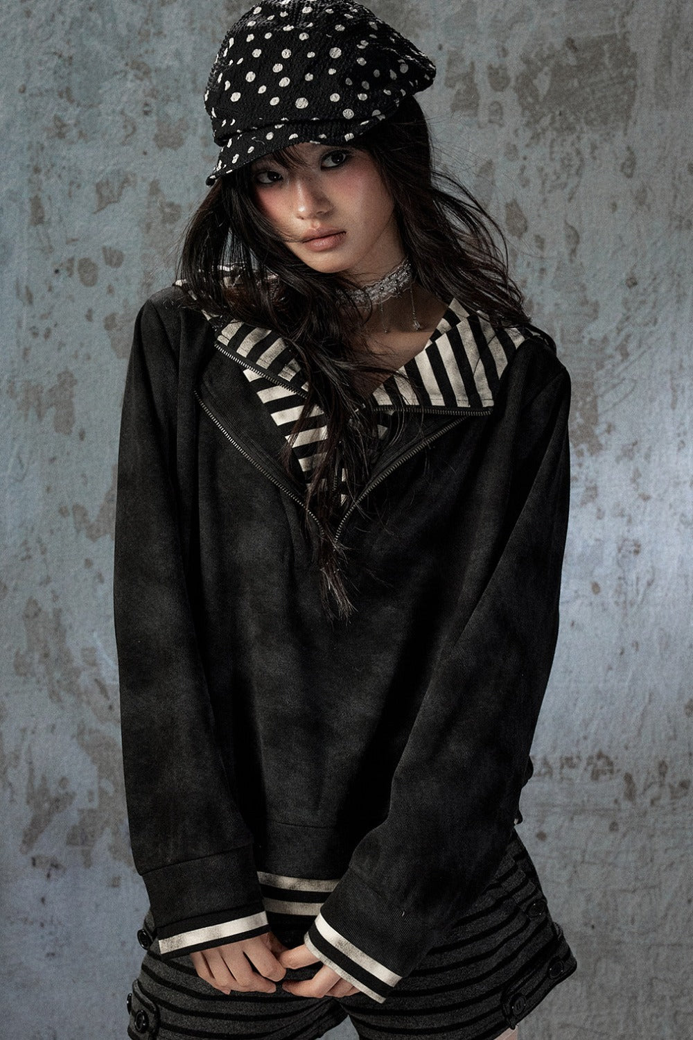 Felpa con cappuccio leggera tie-dye con mezza zip