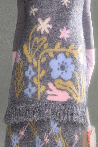 Tulip Floral Jacquard Knit Tassel Skirt