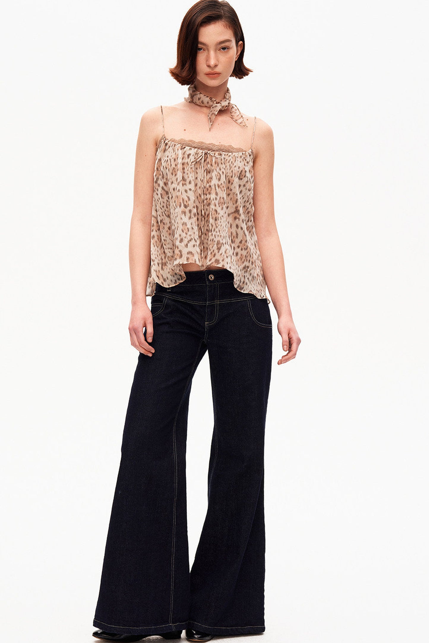 A Pose Retro Flared Jeans