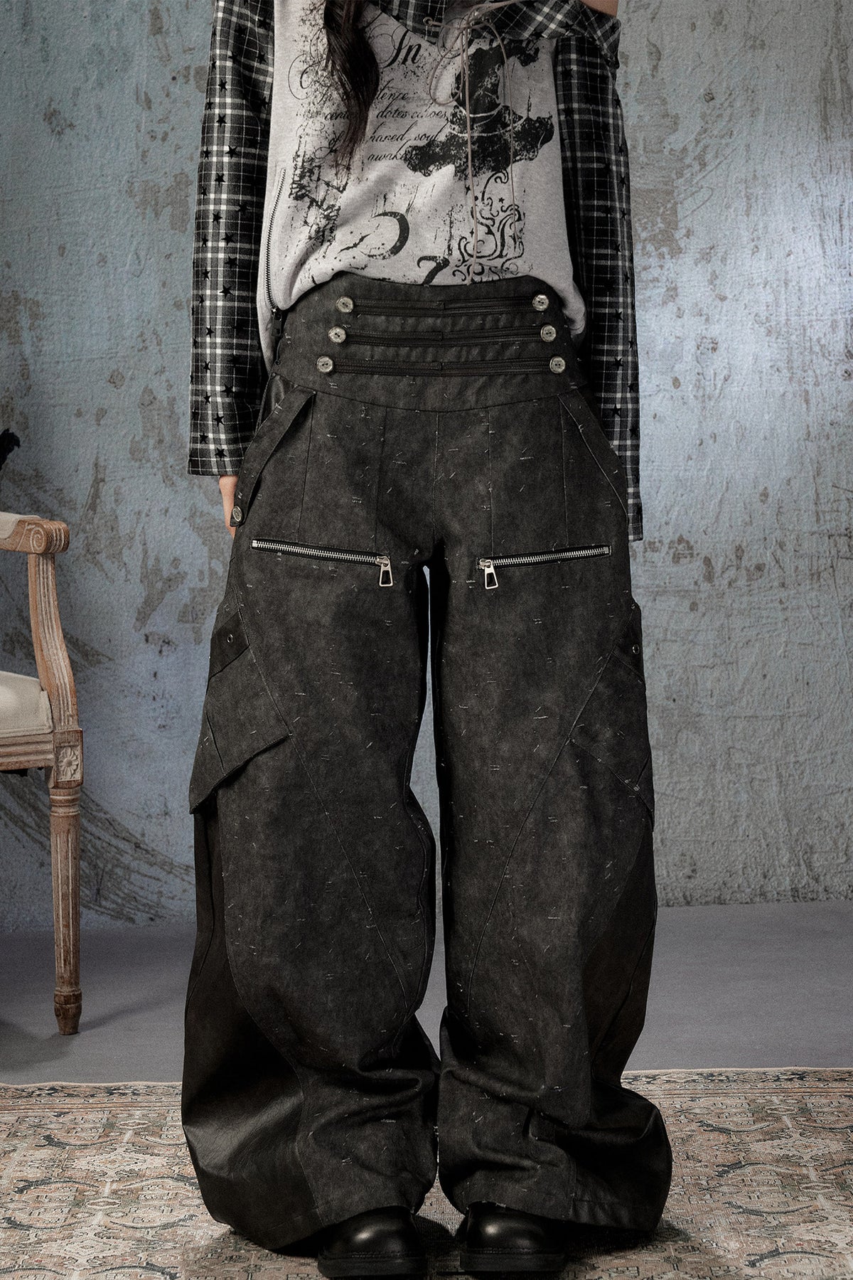 Black Patchwork Ripped High-Waisted Cargo Pants