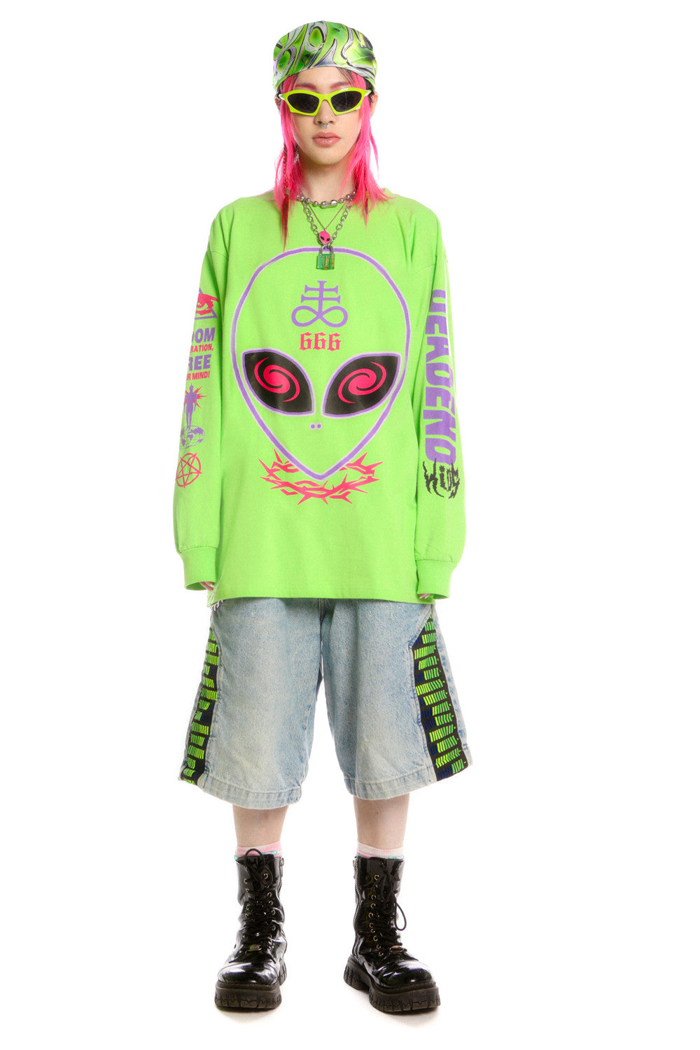 Alien Print Long Sleeve Sweatshirt