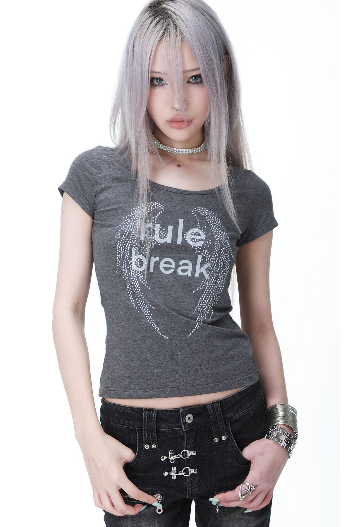 Damen-T-Shirt mit kurzen Ärmeln und Diamantflügeln