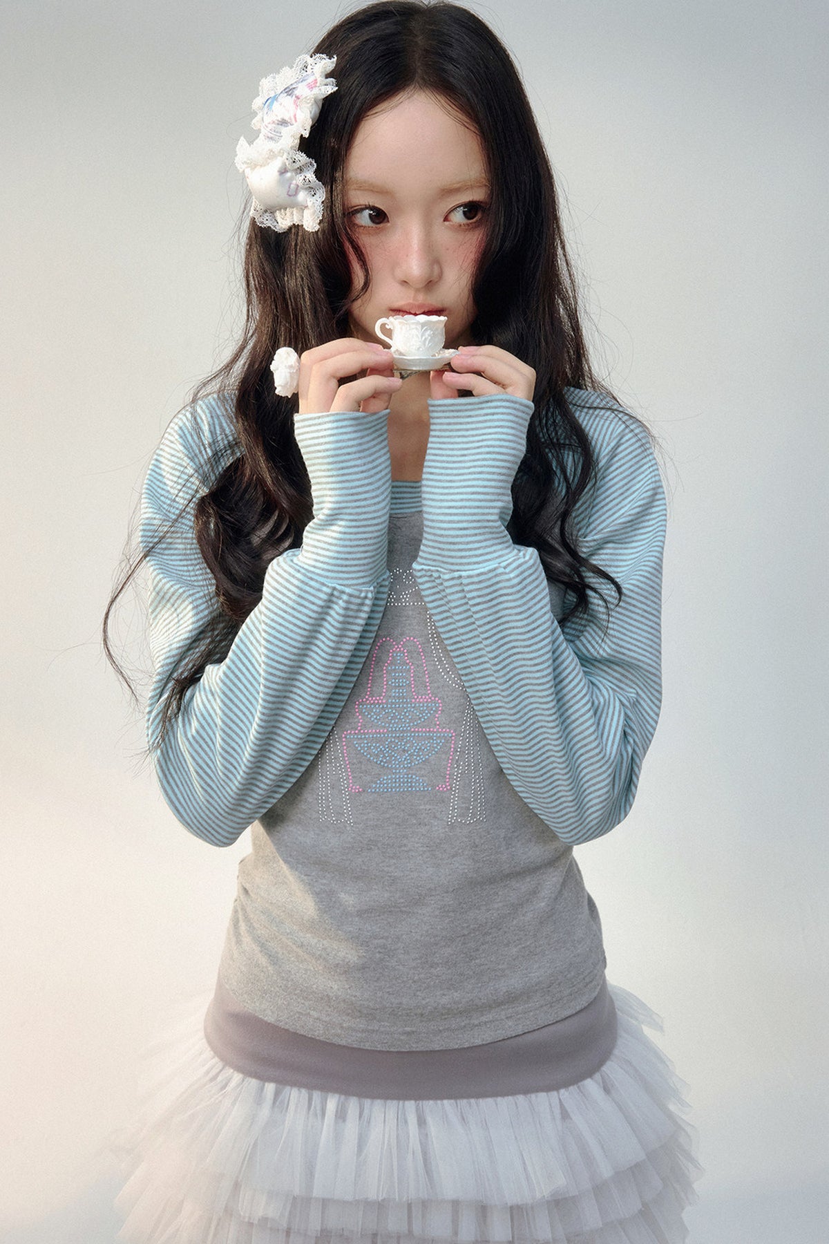 컬러 블록 라인스톤 긴소매 티셔츠
