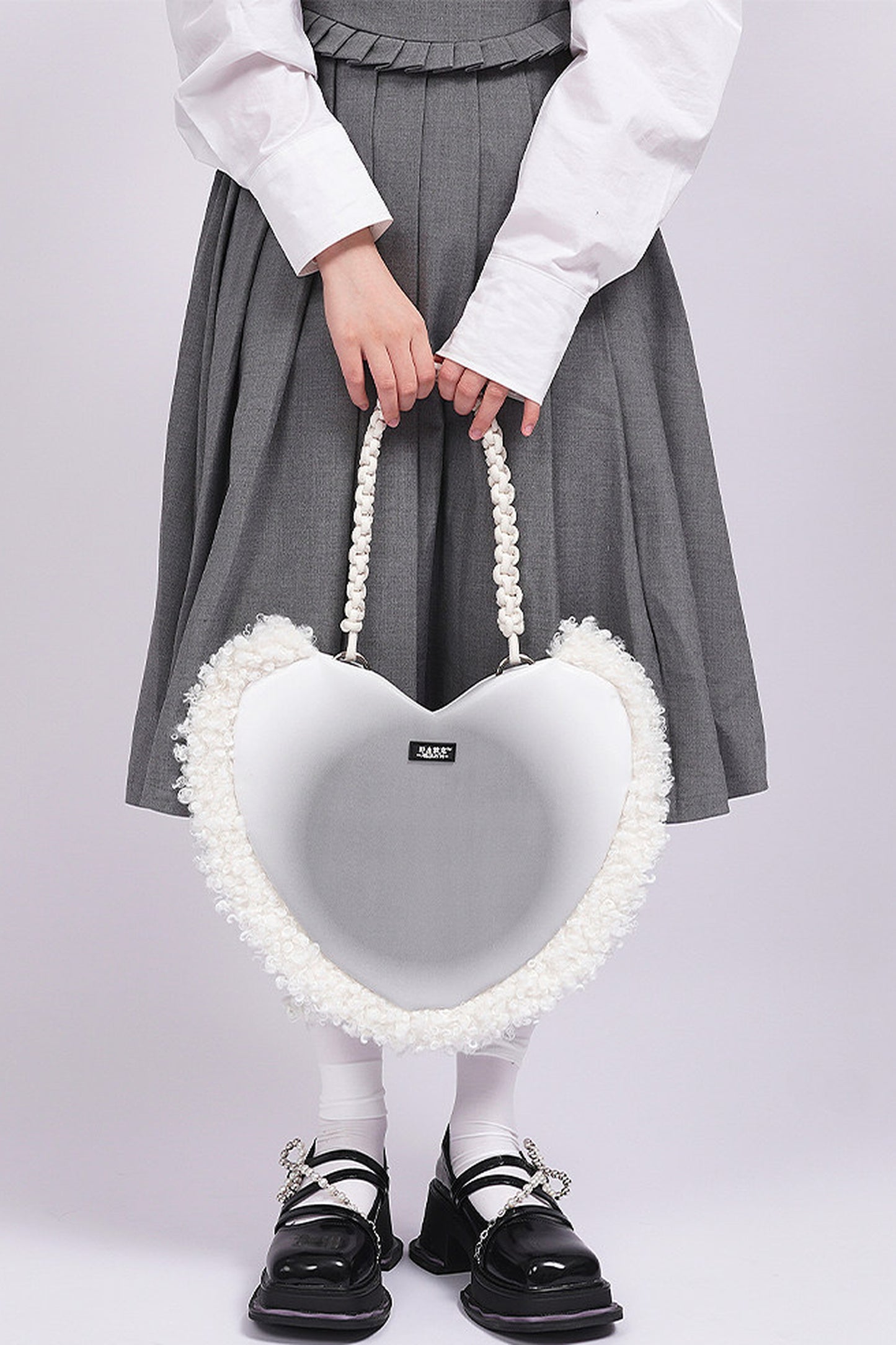 Borsa a tracolla in peluche Y2K