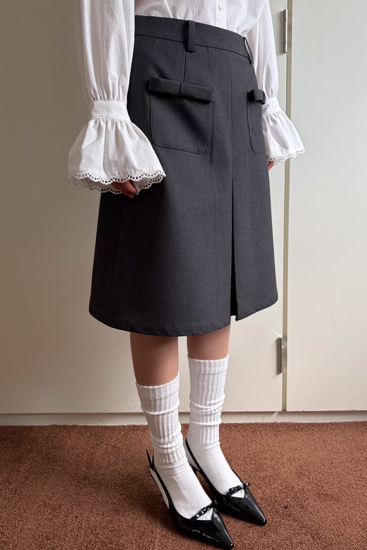 Gray Woolen Bow Pocket Skirt