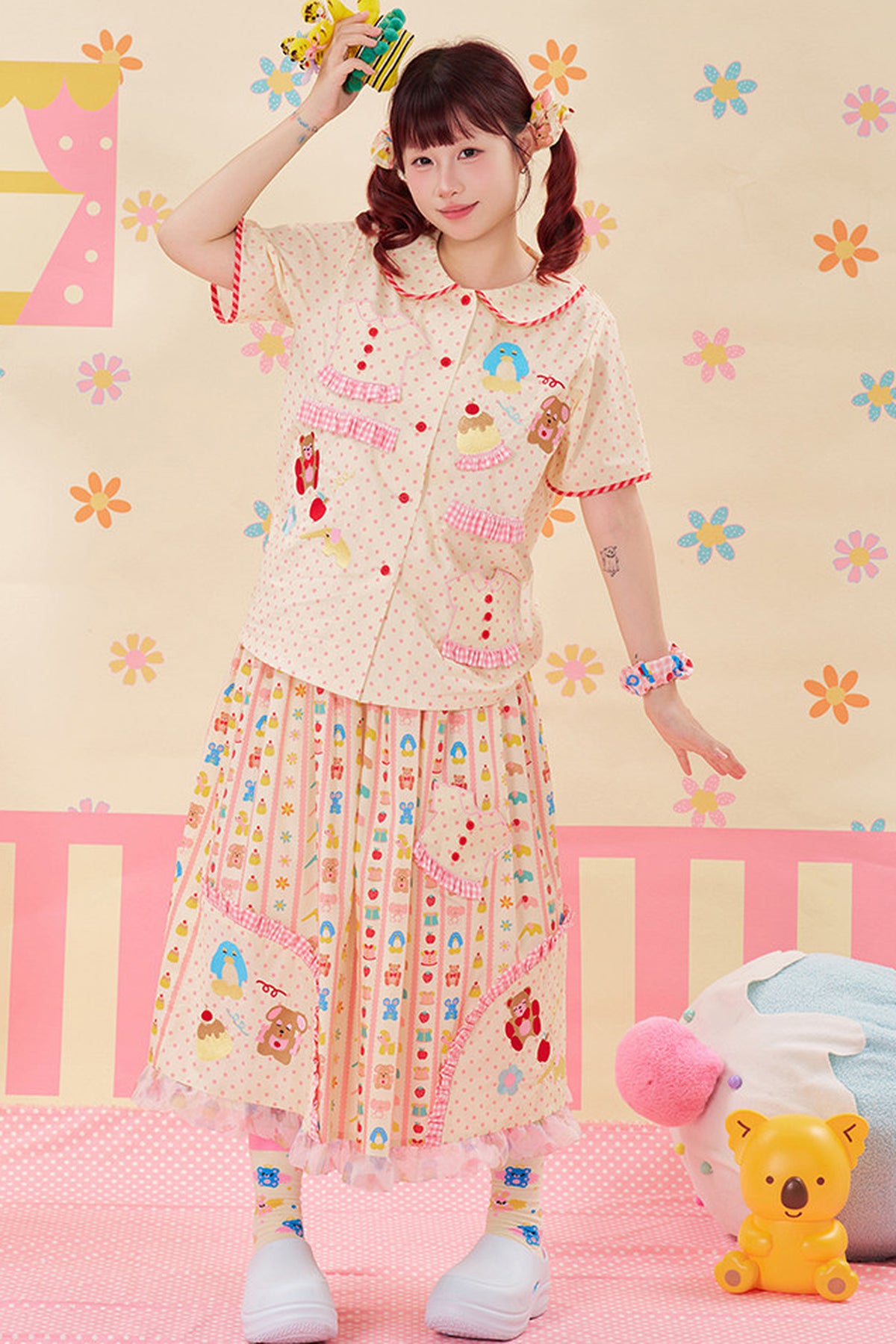 Animal Embroidery Lace Doll Collar Blouse