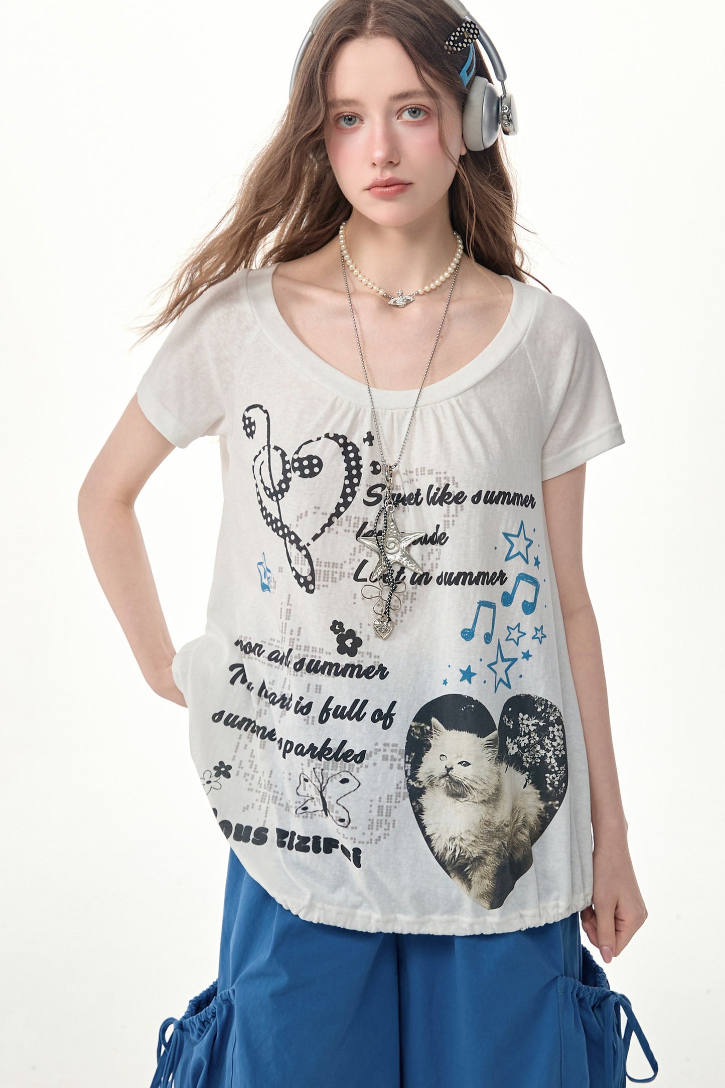 Marineblaues Kurzarmshirt mit Katzenmotiv