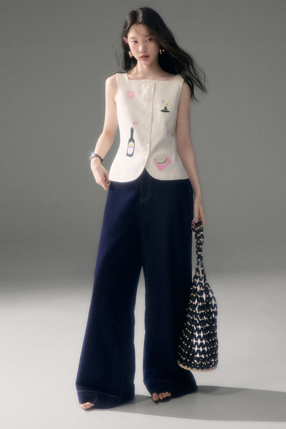 Ear Detail Tencel Cotton Embroidered Vest and Shorts Set-Up