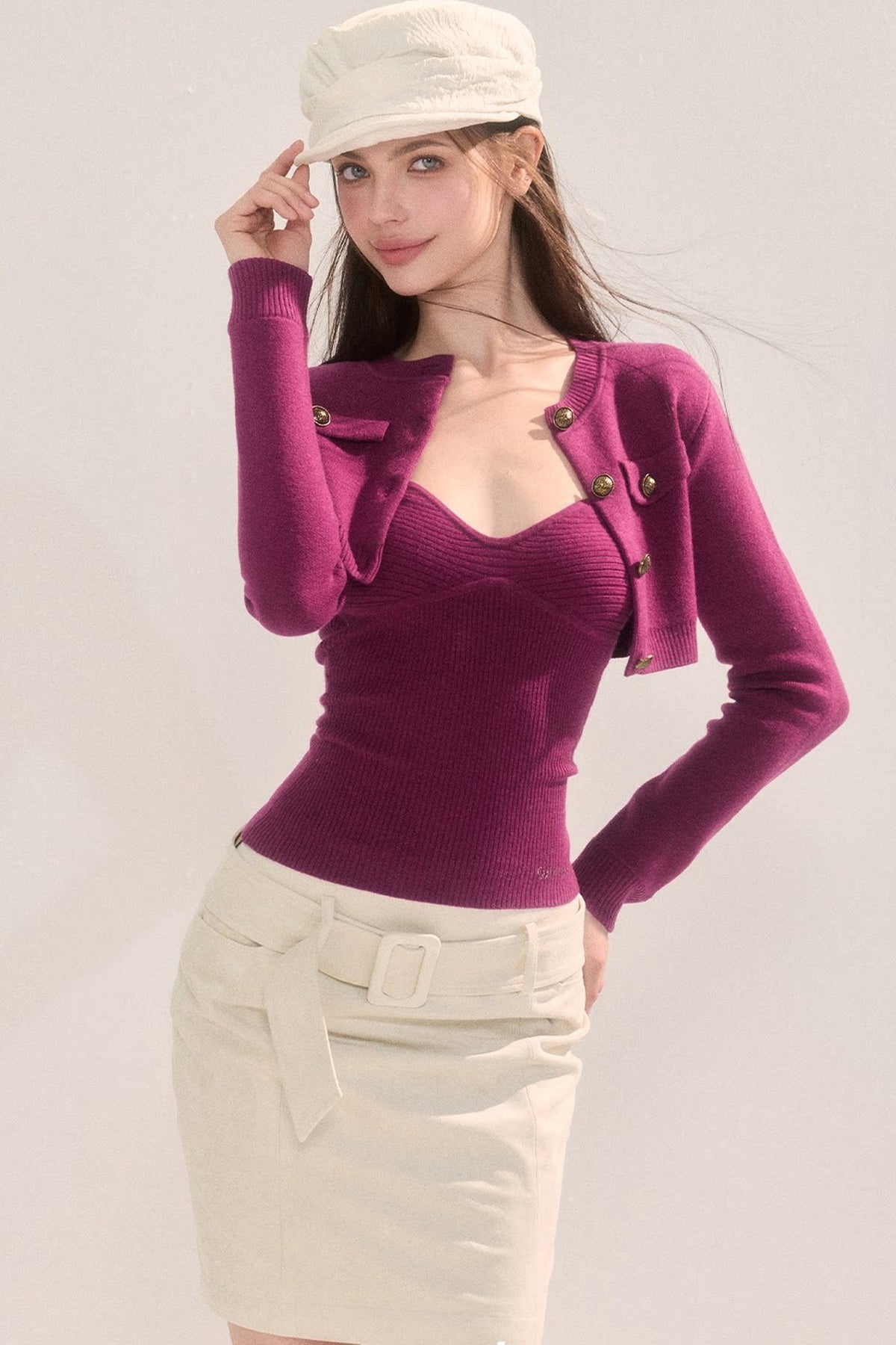 Gestricktes zweiteiliges Set aus Tube-Top und Jacke