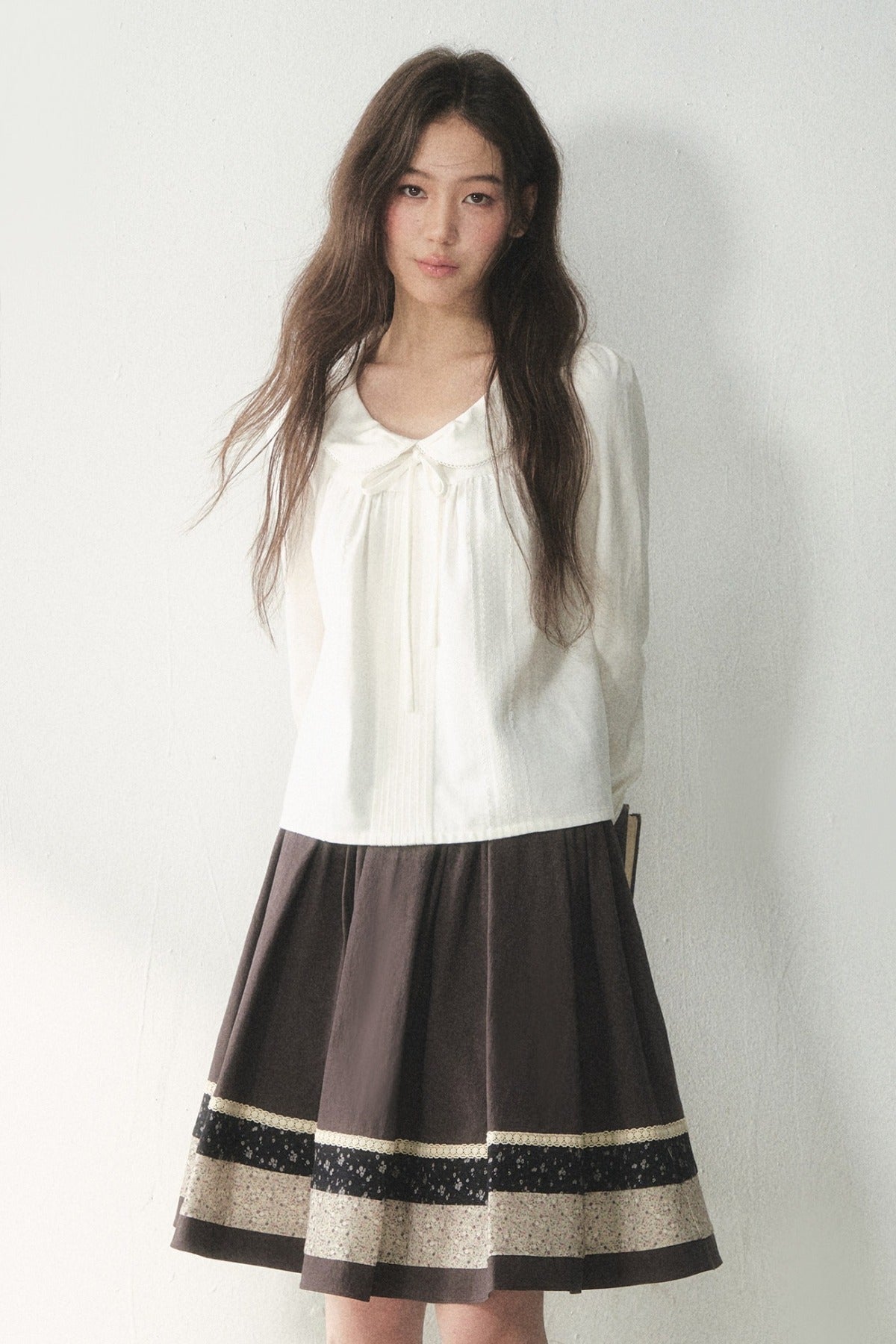 White Doll Collar Lyocell Blouse