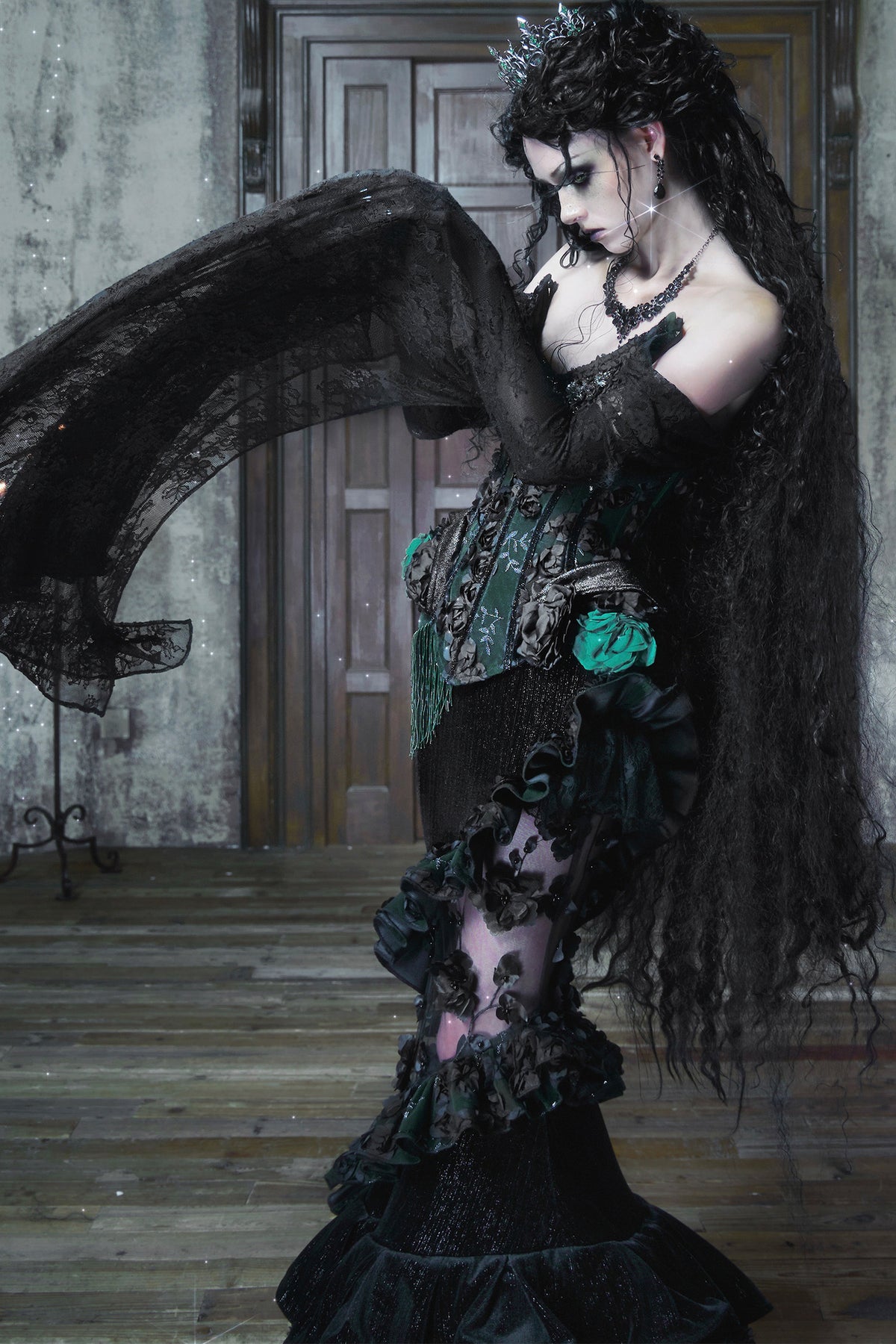 Gothic Embroidered Velvet Mermaid Skirt