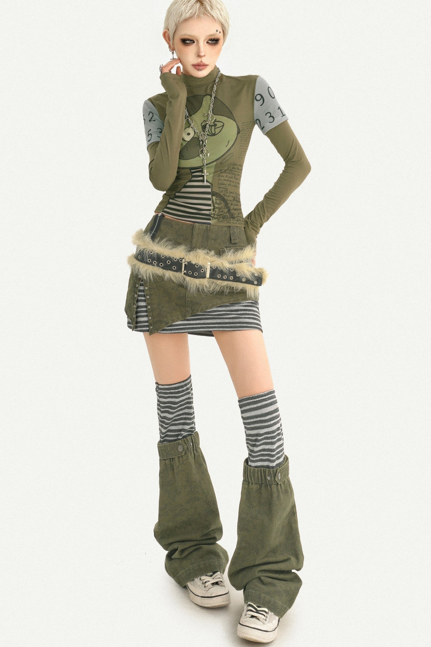 Printed Green Long-Sleeve Top and Skirt Set-Up