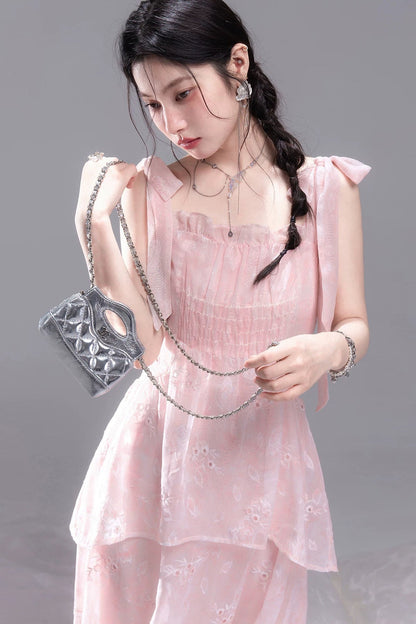 Pudernebel-Trägerkleid