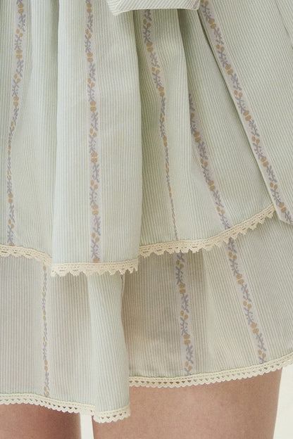 Robe mi-montante en lyocell menthe avec dentelle