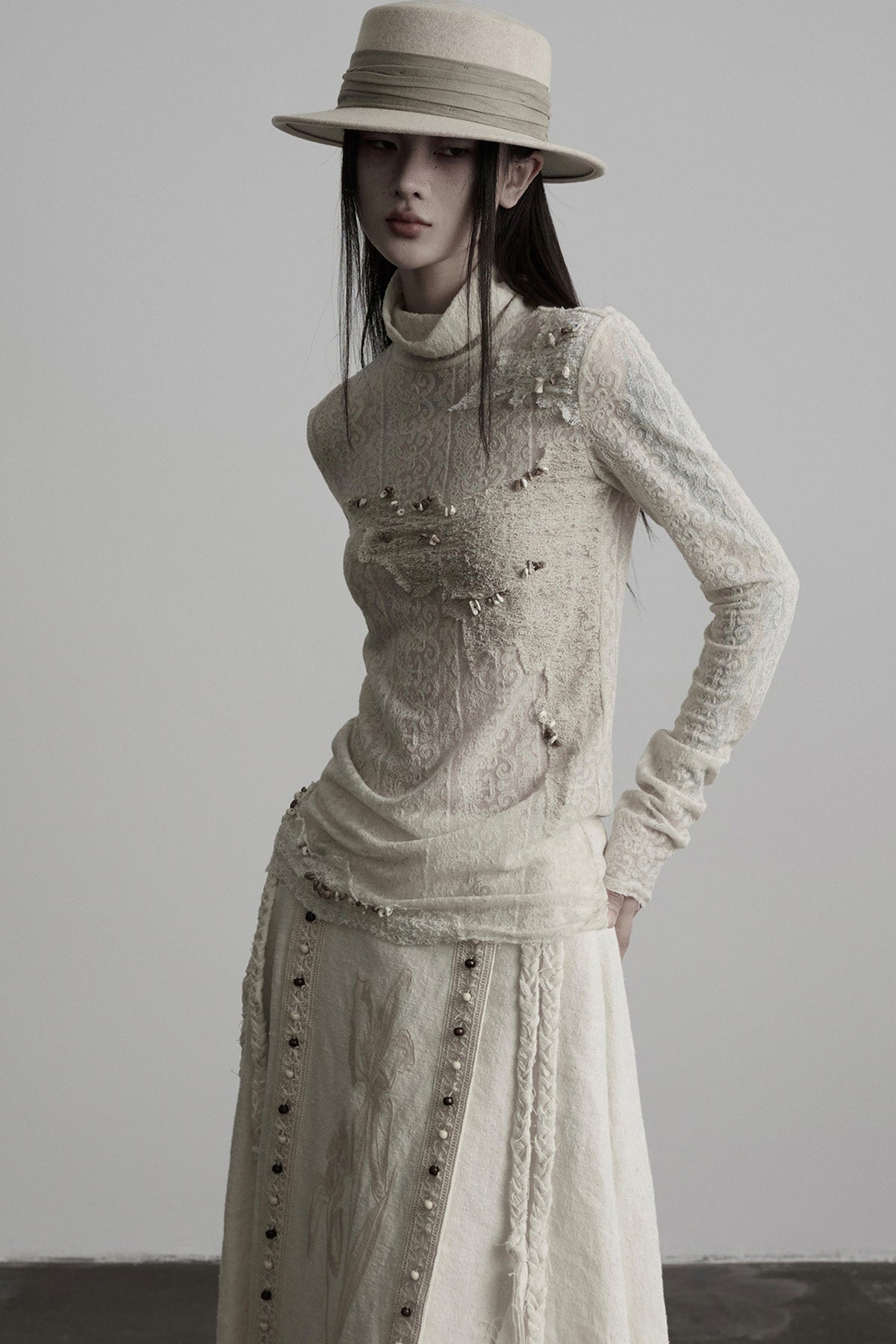 Irregular Lace Patchwork Long-Sleeve T-Shirt