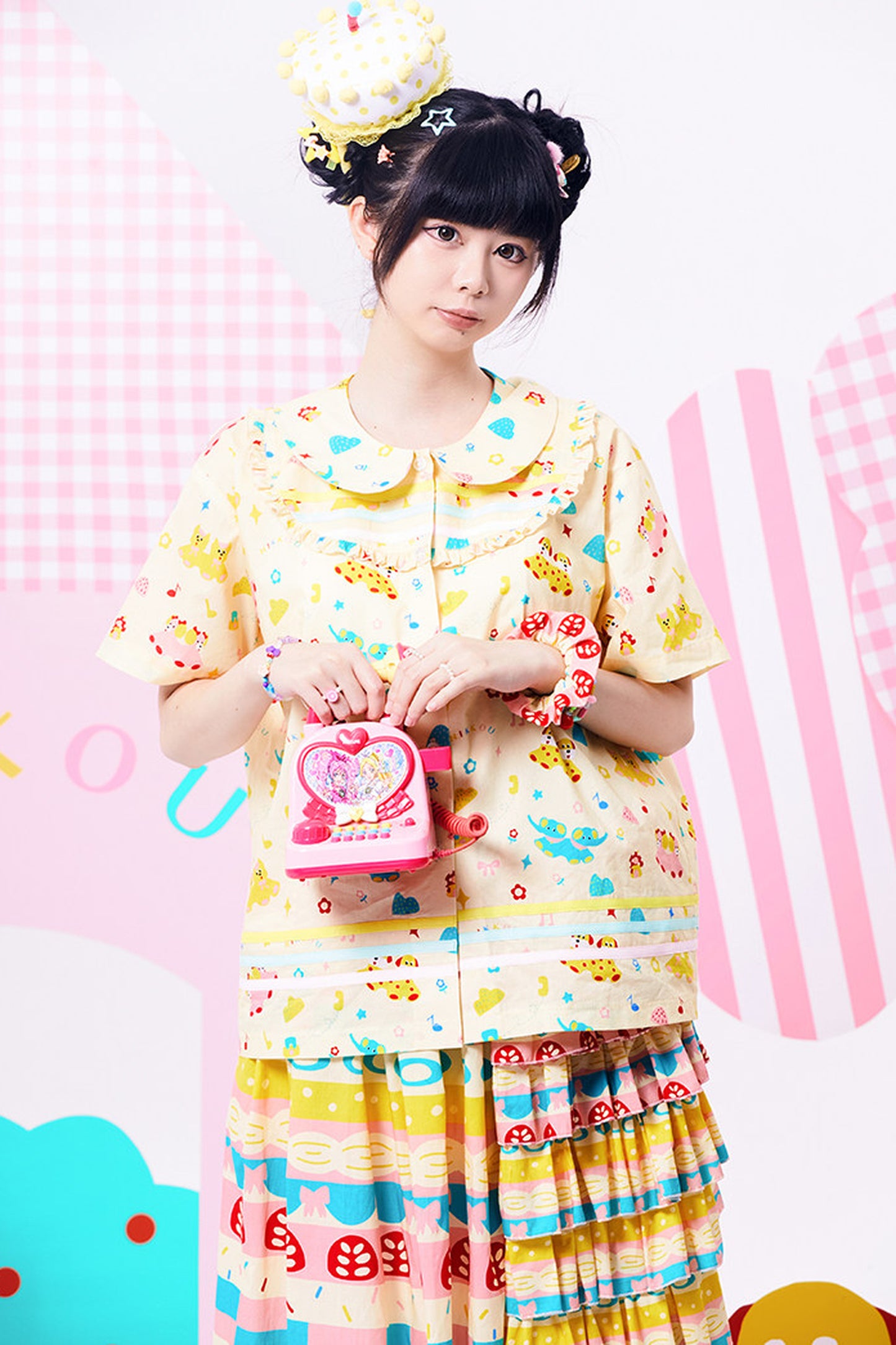 Original Three-Color Ribbon Print Blouse