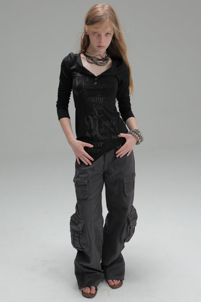 Long-Sleeved Gothic Print Henry Collar T-shirt