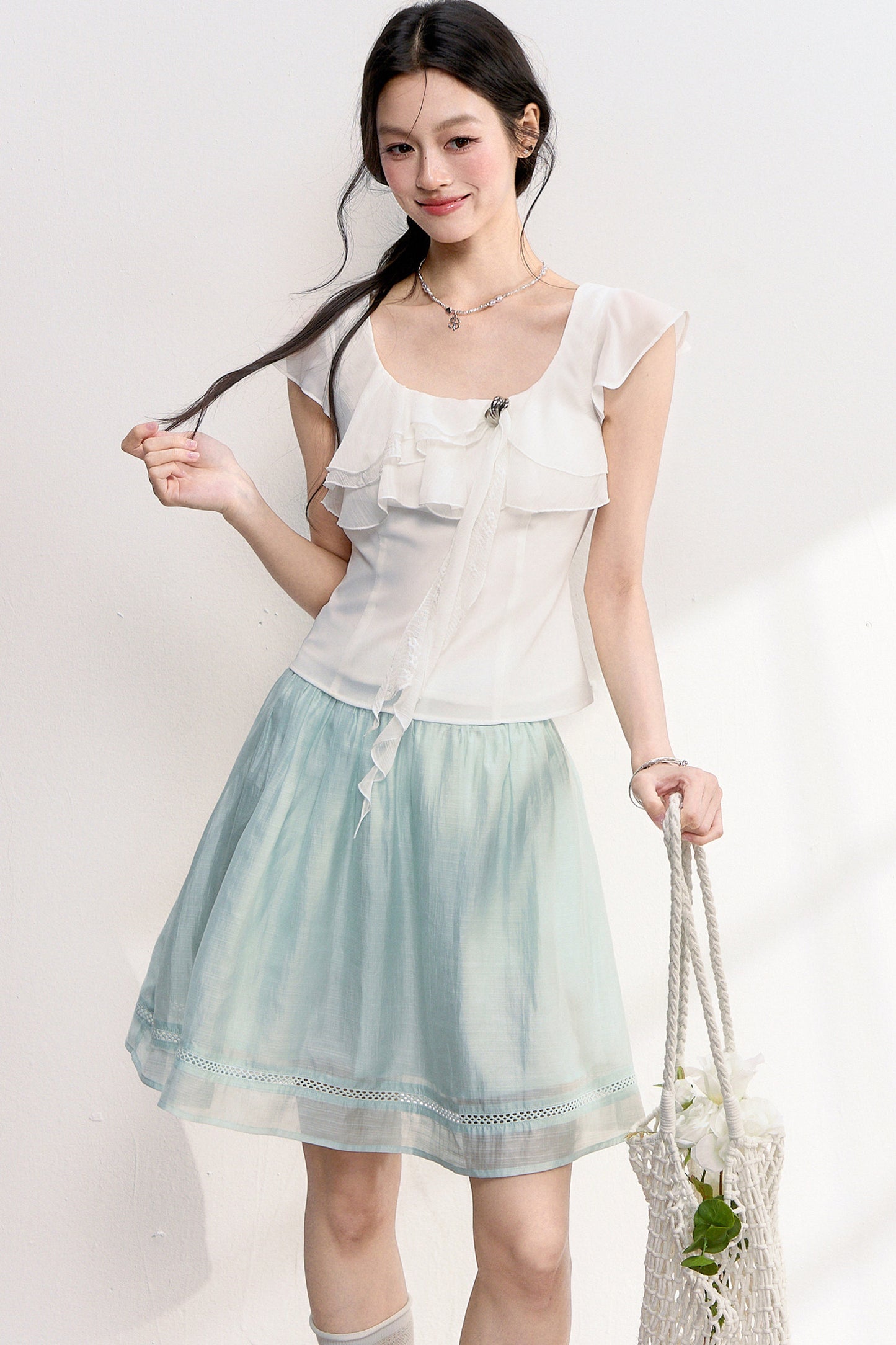 Lace Flutter Sleeve Ribbon Blouse