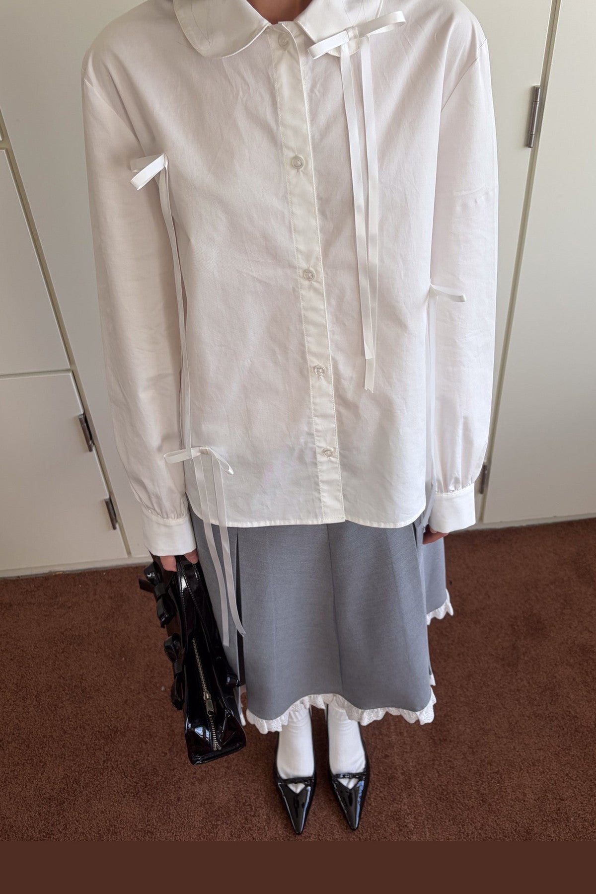 Pleated White Bow Doll Collar Shirt
