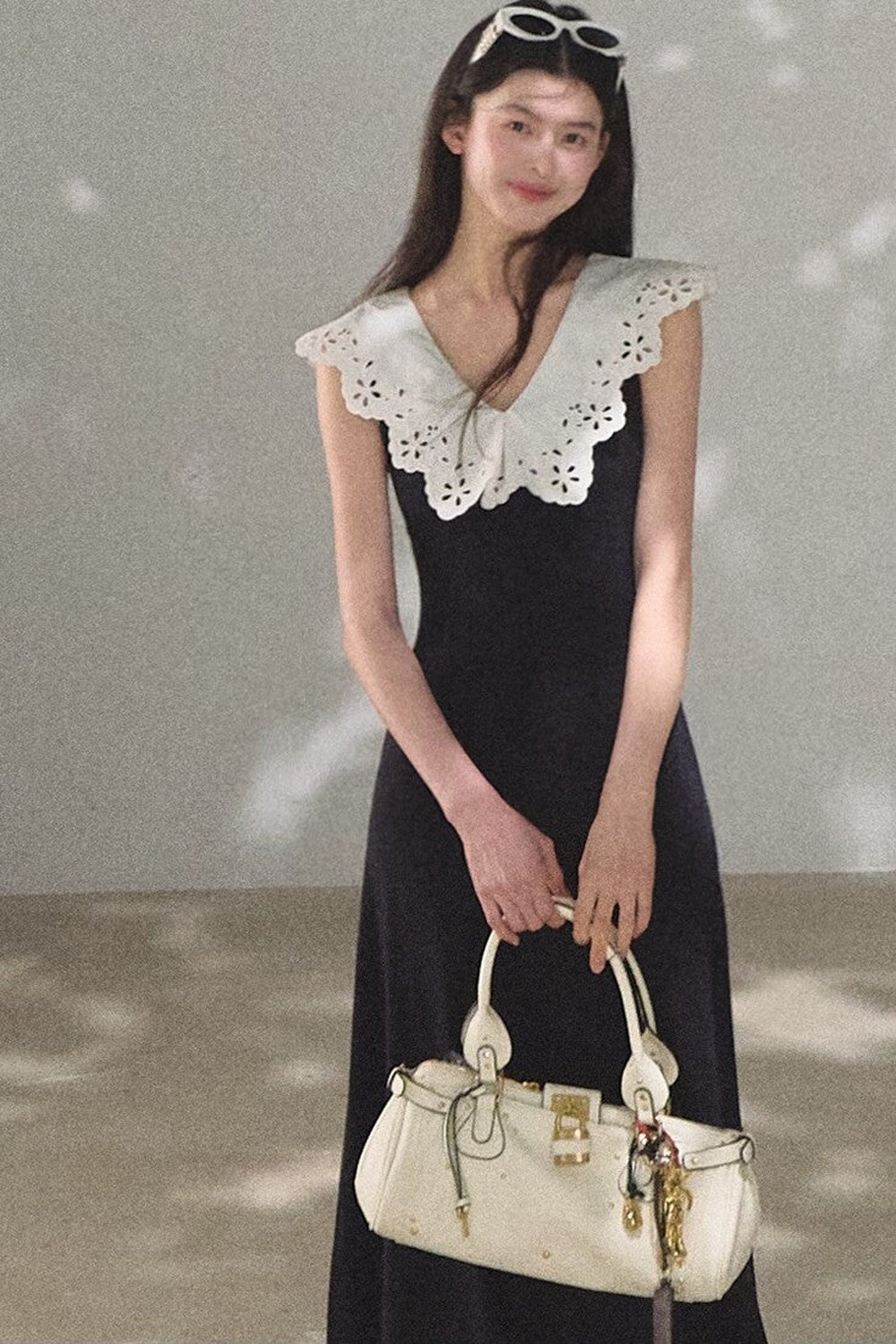 Robe en coton sans manches dos nu à ombre d’arbre