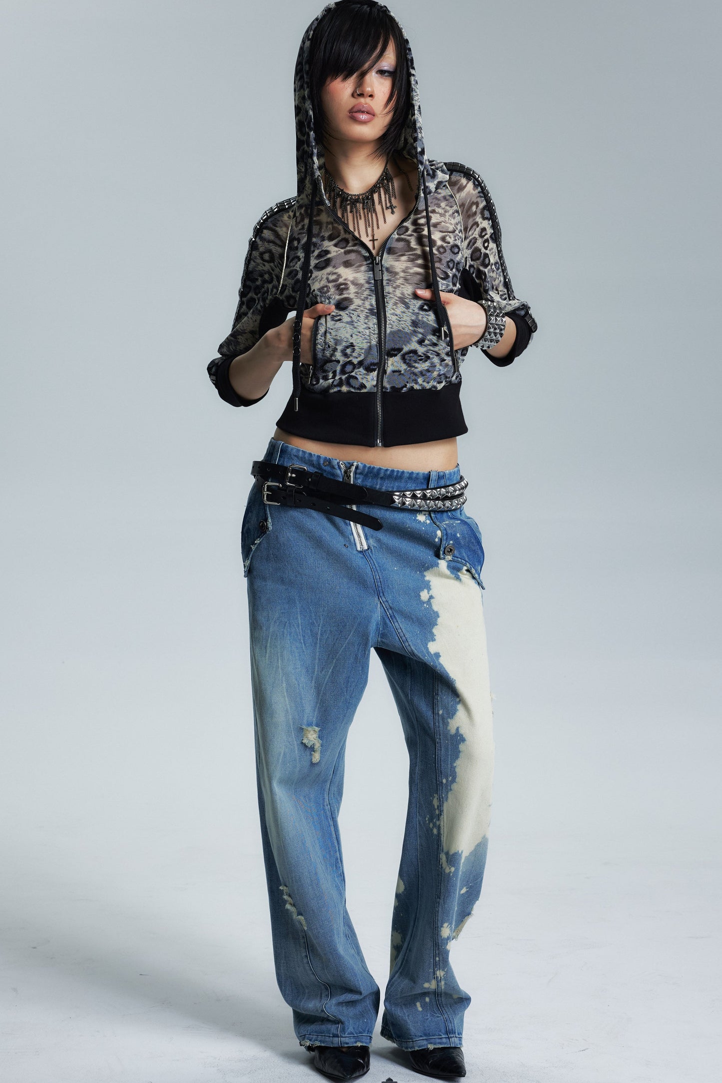 Gold Leopard Rivet Mesh Mid-Sleeve Top