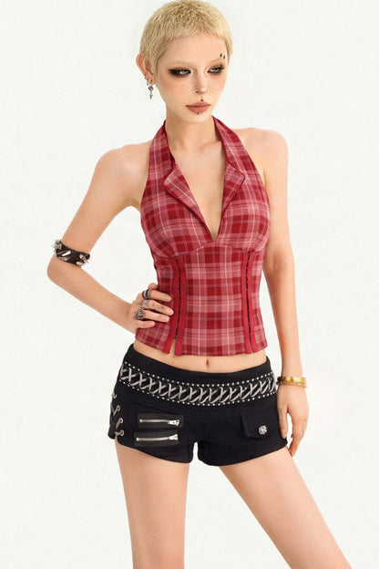 Top halter rosso a quadri con profondo scollo a V